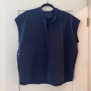 FIGS Rafaela Women’s scrub top size Large Navy